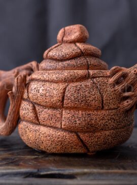 Чайник Древний Утес из глины для чая Авсяников ручная работа